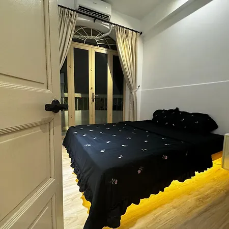 Theiphouse - 2Br Premium Apartment
